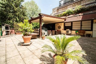 Appartamento di 129 m² con 3 locali e box auto dop