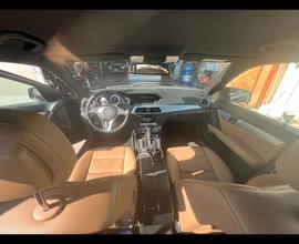 MERCEDES Classe C (W/S206) - 2012