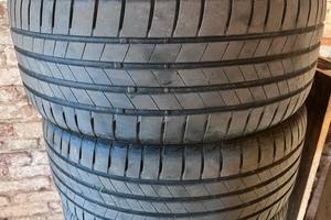 Gomme estive 225/40 R18 92Y