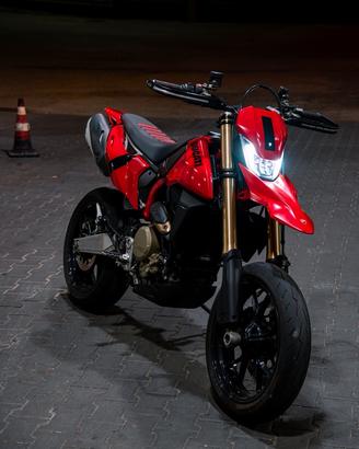 Ducati Hypermotard 698 mono
