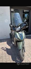 Beverly 310 2025