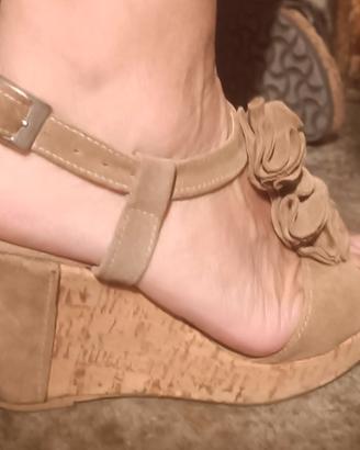 sandali estivi da donna con zeppa  n. 37