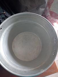 Pentola grande larga 30 e alta 21