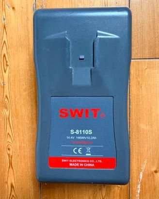 Batteria V-mount Swit S-8110S da 146Wh 14.4V