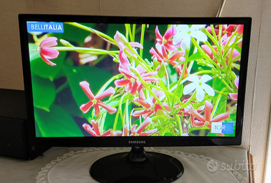 Monitor / TV Samsung 24" T24C300EW