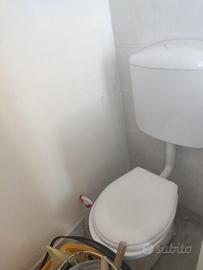 Set WC completo: Gabinetto + Copriwater + Cassetta