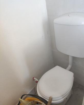 Set WC completo: Gabinetto + Copriwater + Cassetta