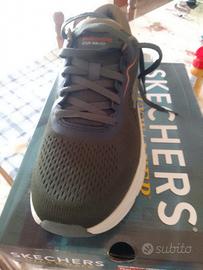 scarpe per uomo 