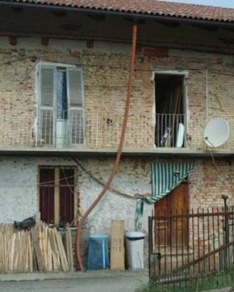 Immobile in asta di 550 m² con più di 5 locali a V