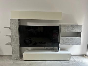 Parete soggiorno attrezzata