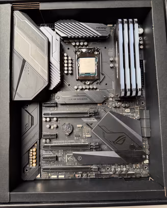 Rog Maximus XI + i9 9900k + 32GB DDR4 + cooler 360