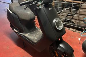 SCUTER NIU 50 SOLO 4000 km