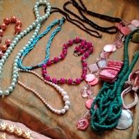 Grande lotto di bigiotteria 200 pezzi