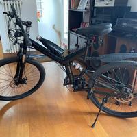 Bicicletta Mountain Bike