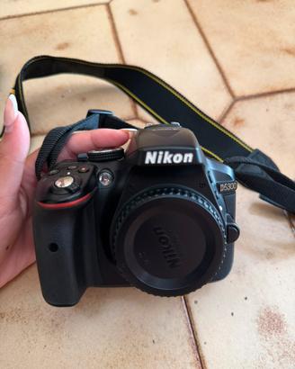 Macchina fotografica Nikon D3500