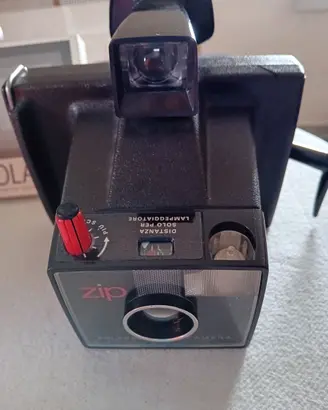 Polaroid zip select