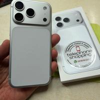 iPhone 17 pro 256GB garanzia italia