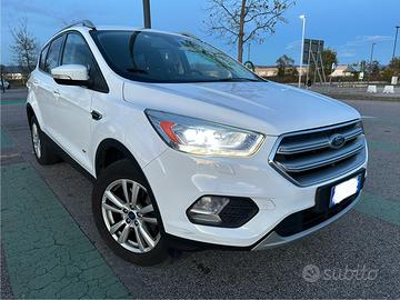 Ford kuga 2.0 tdi AWD Full opt