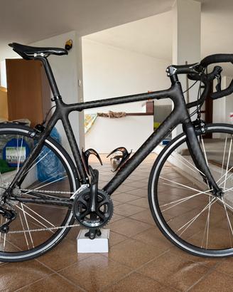 Bici da strada full carbon taglia XL