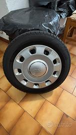 4 gomme invernali con cerchi Fiat 500