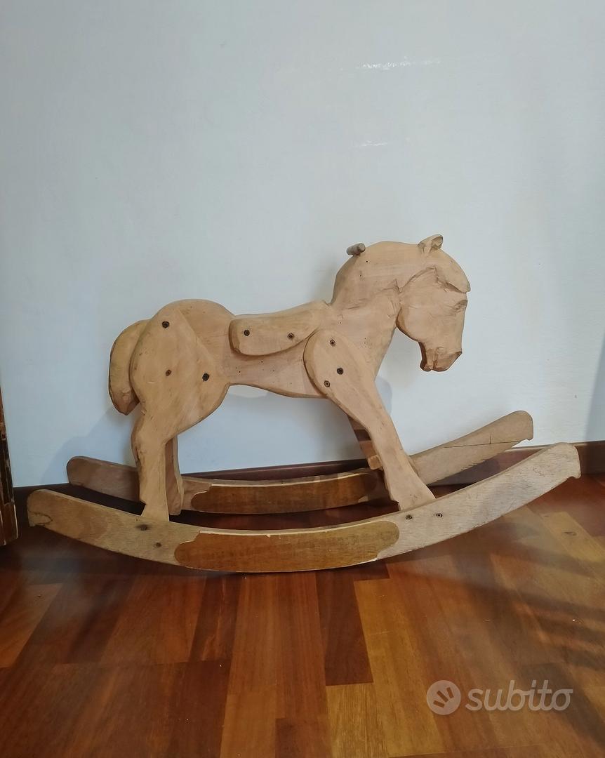 Cavallo dondolo legno massiccio vintage - Collezionismo In vendita a Venezia