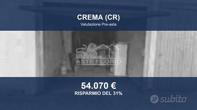 Immobile in asta di 50 m² con box auto a Crema