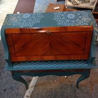 Scrittoio in stile rococò