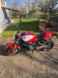 MONSTER 696 + 25KW depo