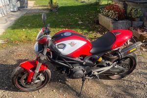 MONSTER 696 + 25KW depo