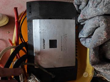 amplificatore, condensatore, subwoofer 