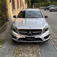 Mercedes benz Gla 200d (Premium Amg)