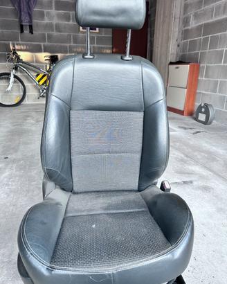 Sedili anteriori 207 1.6 thp