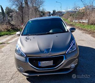 Peugeot 208 anno 2014