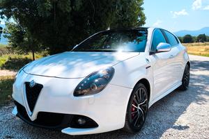 Alfa Romeo Giulietta 1750 quadrifoglio 