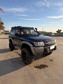 NISSAN PATROL Y61