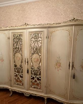 Armadio a 6 ante in stile barocco veneziano