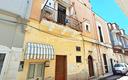 semindipendente-a-piano-terra-con-cantina-