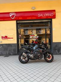 Yamaha MT-10 nera anno 2017