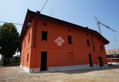 PORZIONE DI TRIFAMILIARE A MODENA