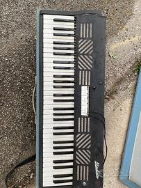 Tastiera musicale degli anni 60