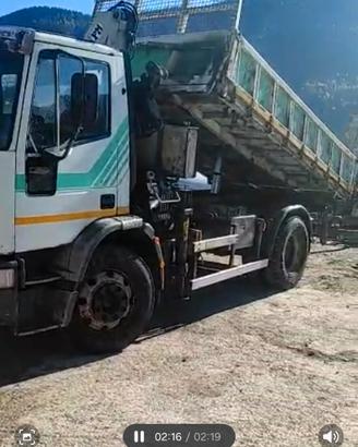 Iveco 150-23 Ribaltabile Gru radiocomando