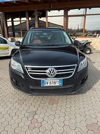 Volkswagen tiguan 2.0
