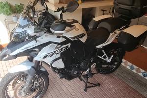 Benelli trk 502 
