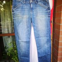 Jeans e Giacchetto da ragazza/donna