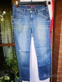 Jeans e Giacchetto da ragazza/donna