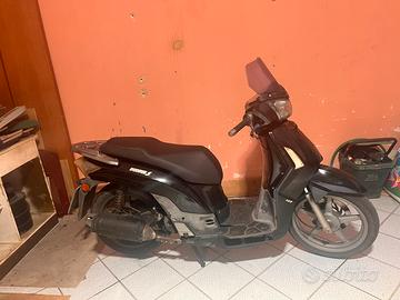 PEOPLE S125 4t