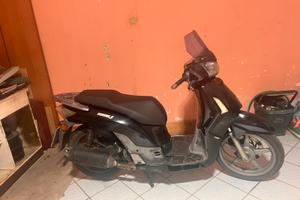 PEOPLE S125 4t