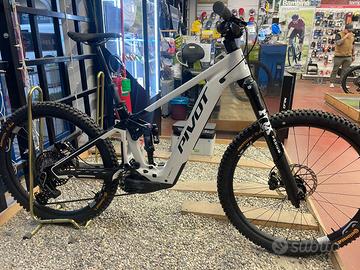ebike PIVOT SHUTTLE LT 2026 Bosch Race Gen 5 tg M