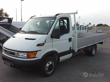 Iveco Daily 35.10 2.3 HPI Cassone Fisso 4,50 M