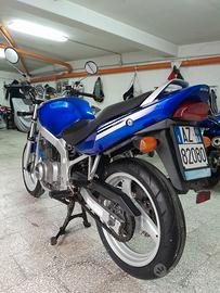 Suzuki GS 500 - 2001